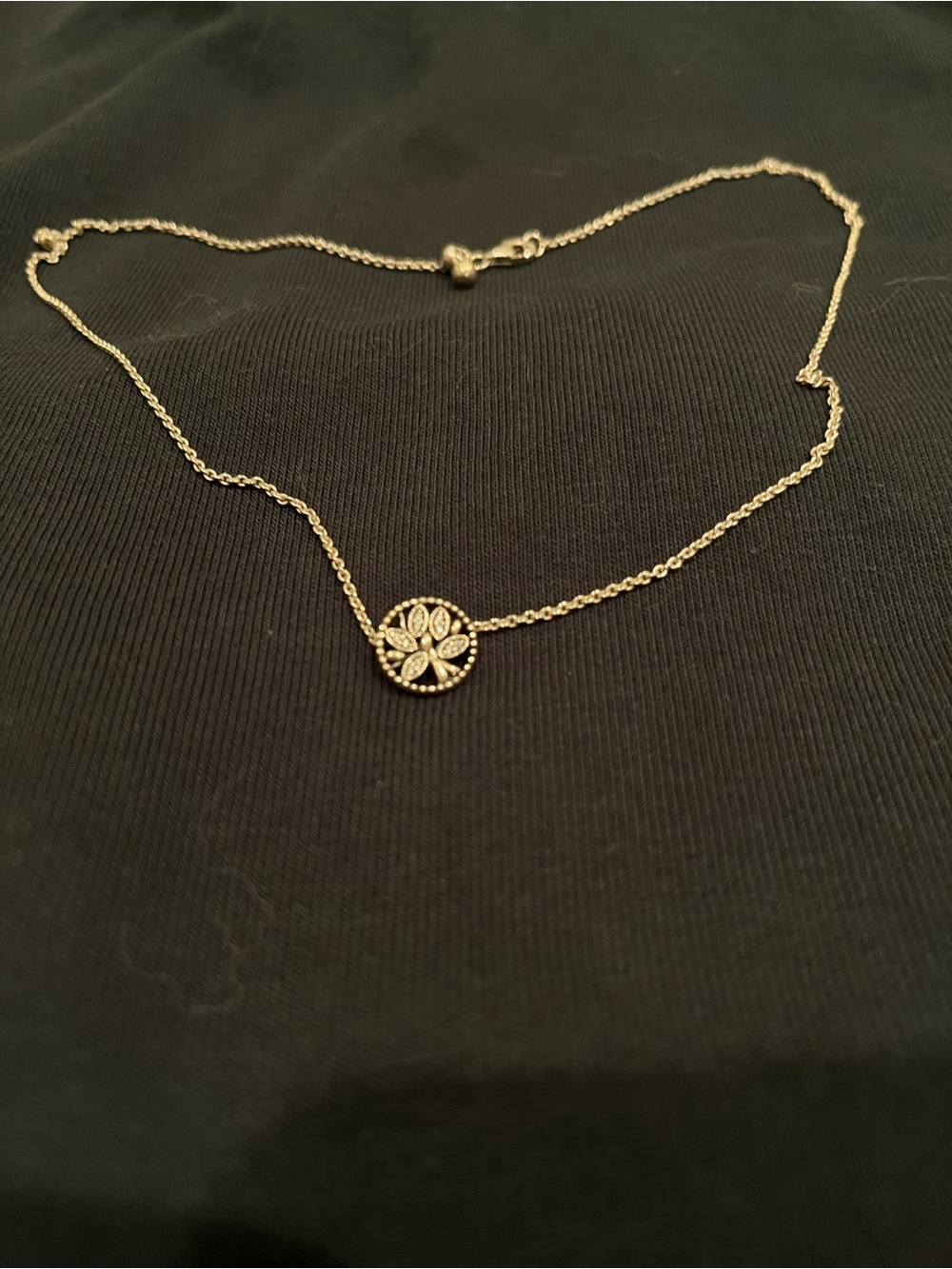Pandora sparkling family tree pendant, silver